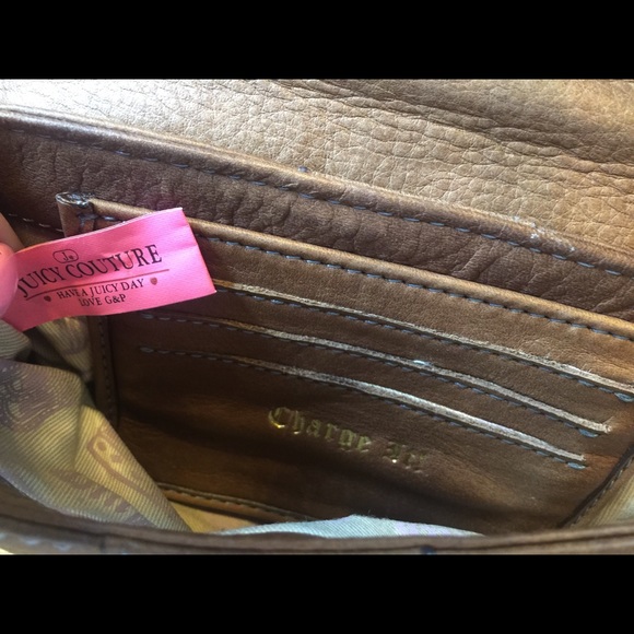 Juicy Couture Wristlet - Picture 4 of 5