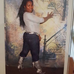 Meet your Posher, Beatrice