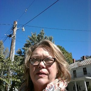 Meet your Posher, Sheila