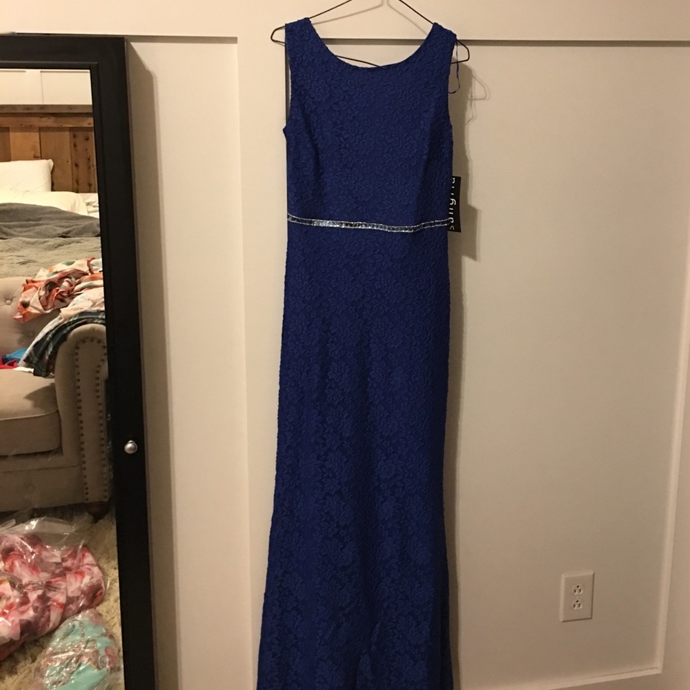 Sangria Missy dress , new with tags. Size 6