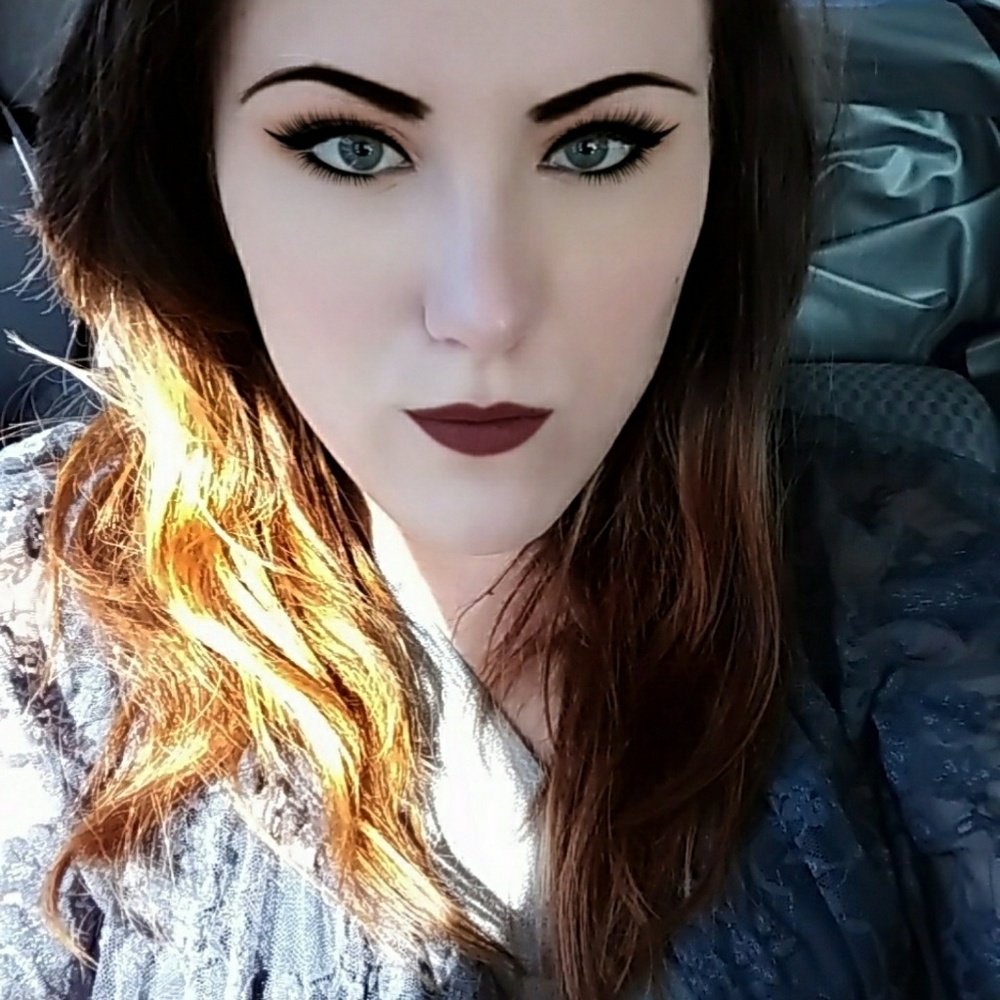 Meet your Posher, Angelina