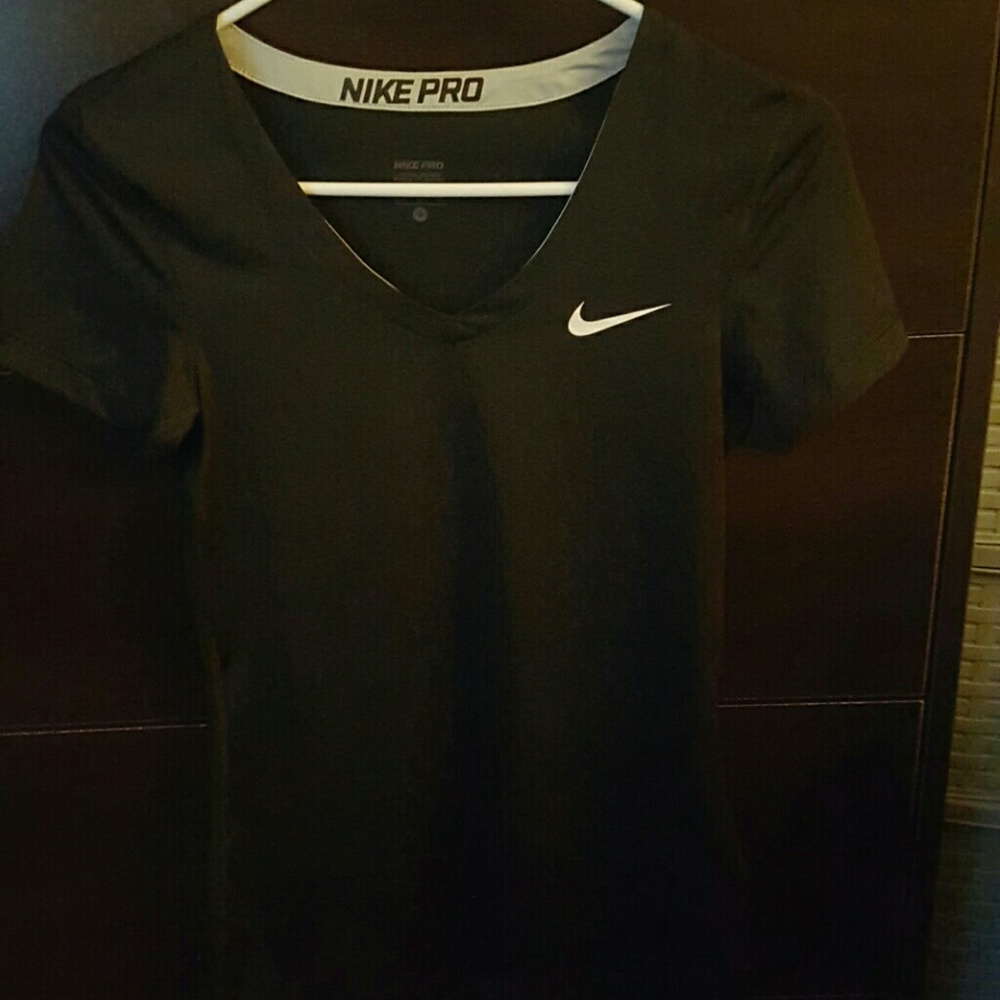 Nike pro shirt