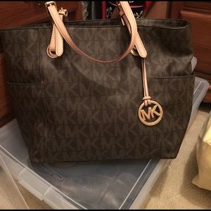 Michael Kors purse