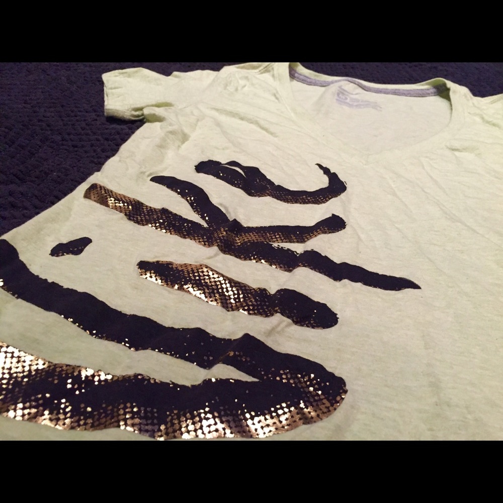 Nike tshirt