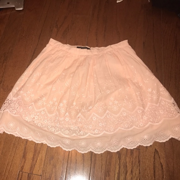 Skirts - Picture 2 of 4
