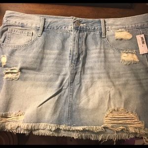 Old Navy Distressed Denim Skirt size 12