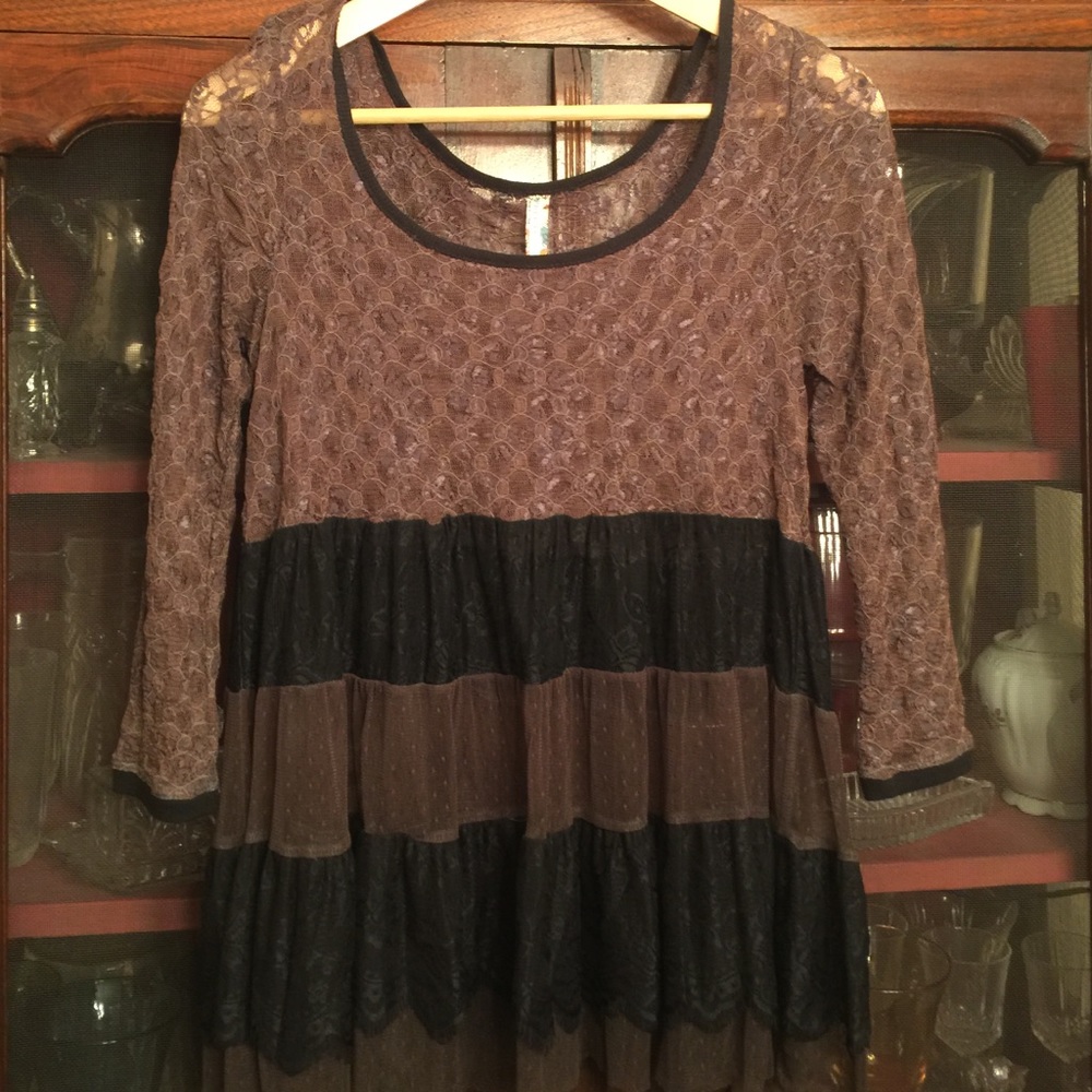 ❌SOLD❌ Free People Sheer Top