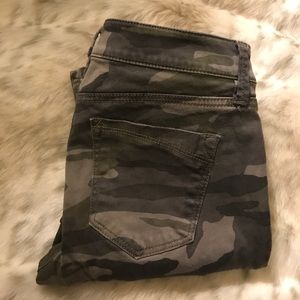 Straight leg camo pants