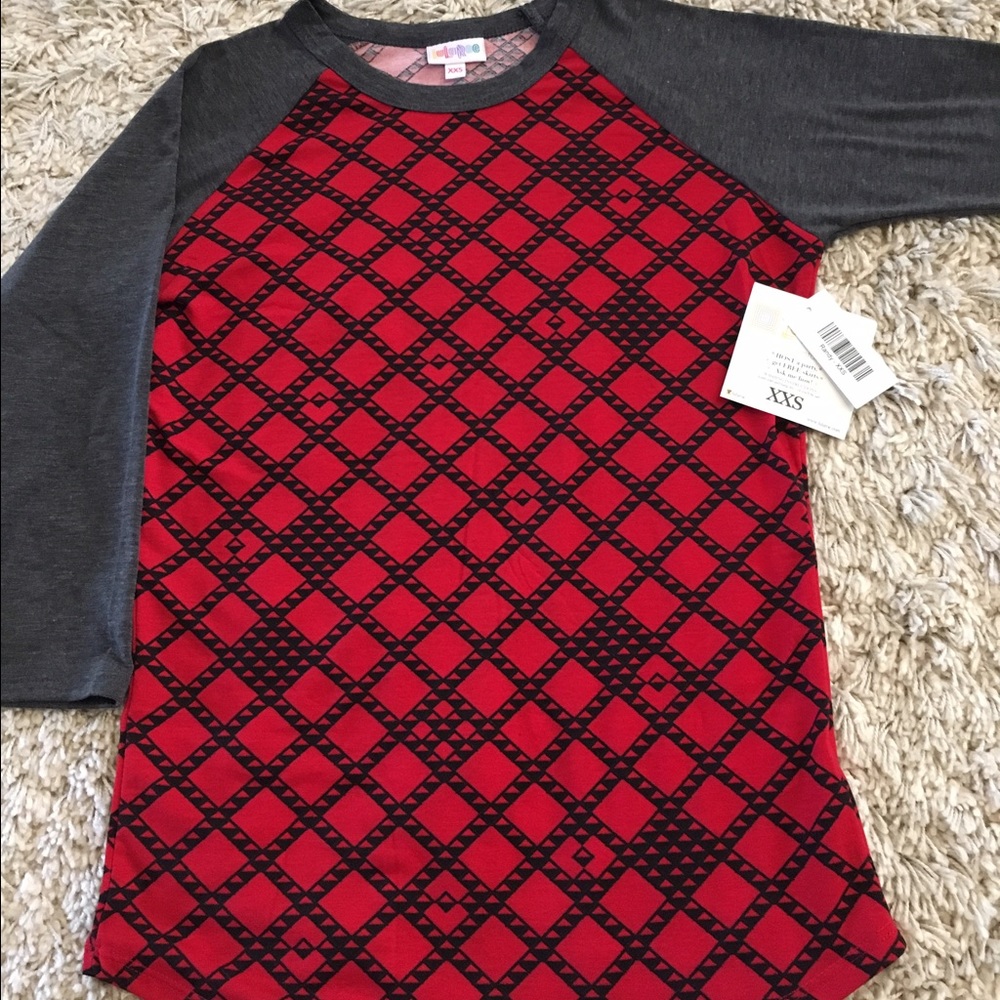 Lularoe Randy tee