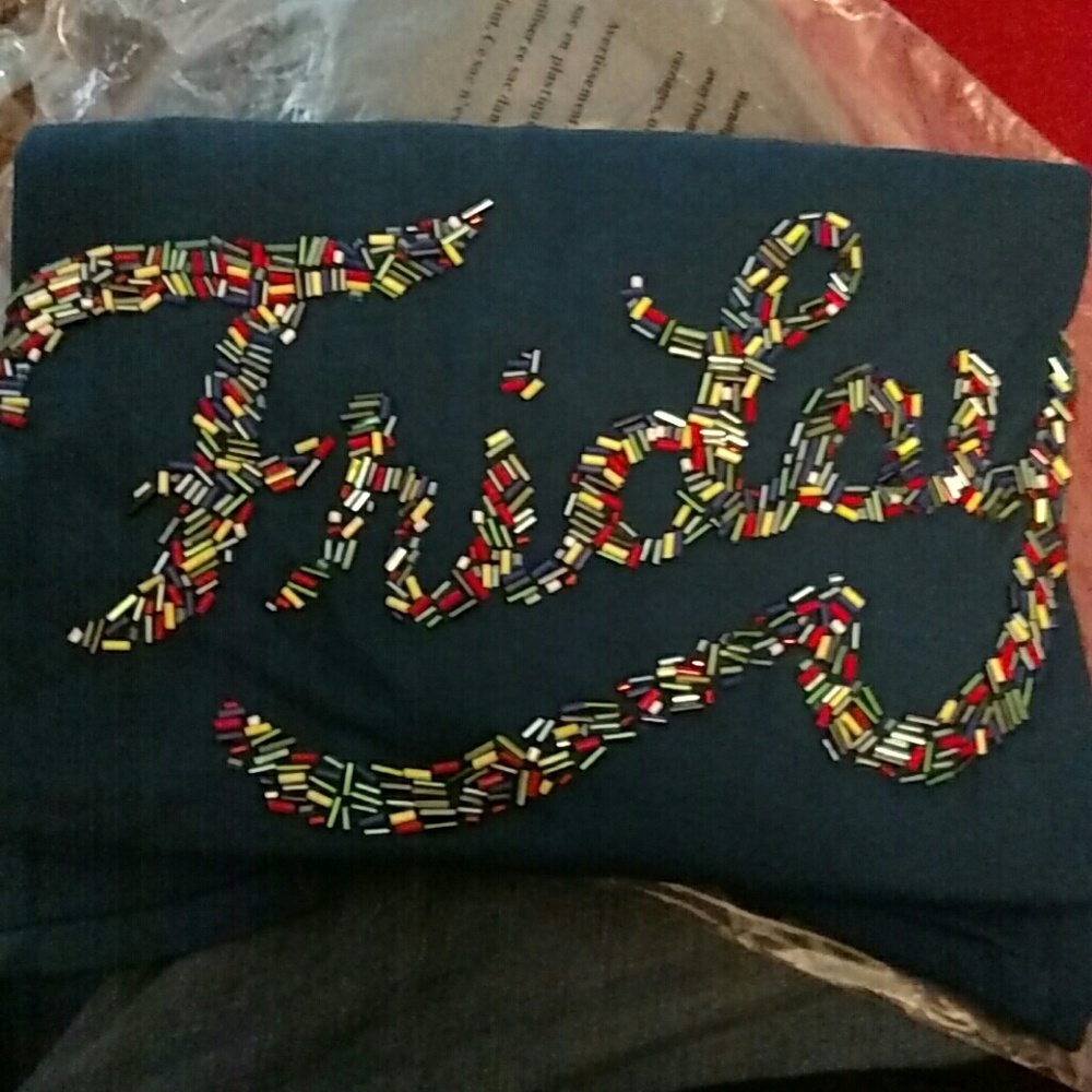 New shirt BEADED GRAPHIC TEE FRIDAY 1x 2x xl xxl - Picture 5 of 7