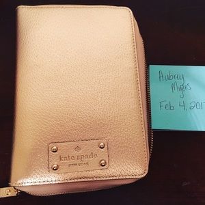Rose Gold Kate Spade zip around planner
