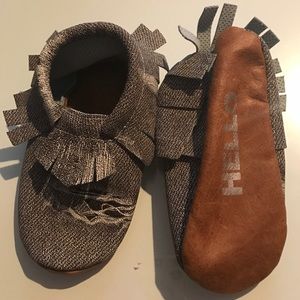 HELLO Moccasins NWOT size 9