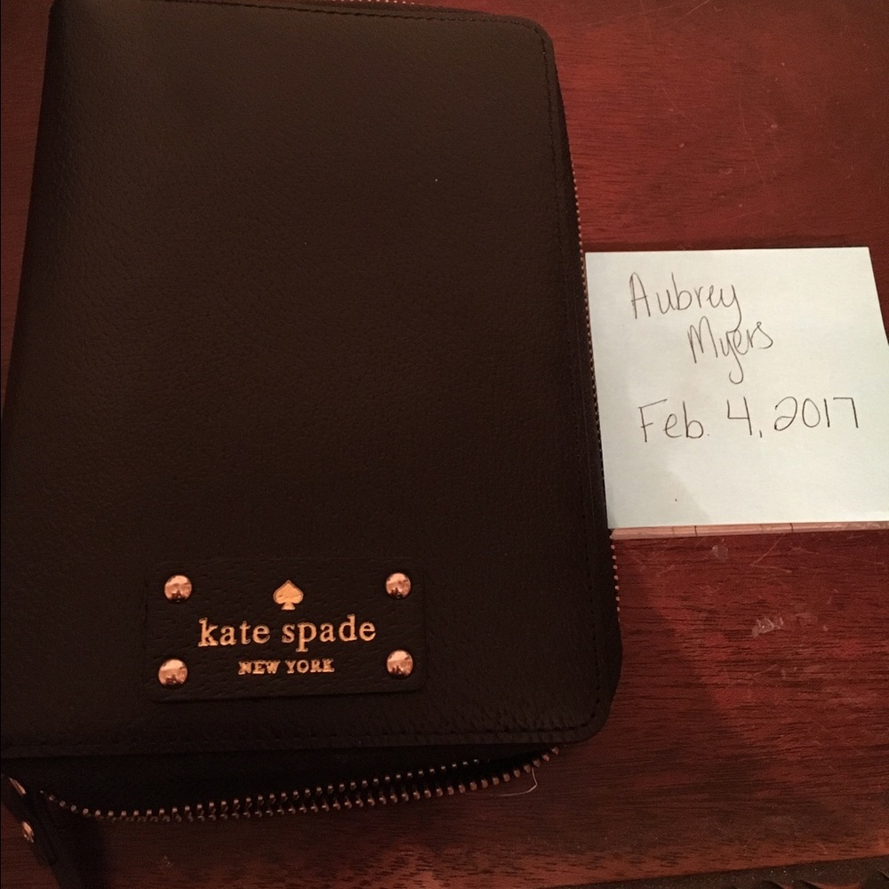 Kate spade black zip around planner