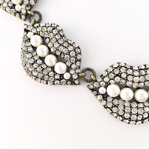 Rhinestone Lips with Faux Pearly Whites - Picture 2 of 6