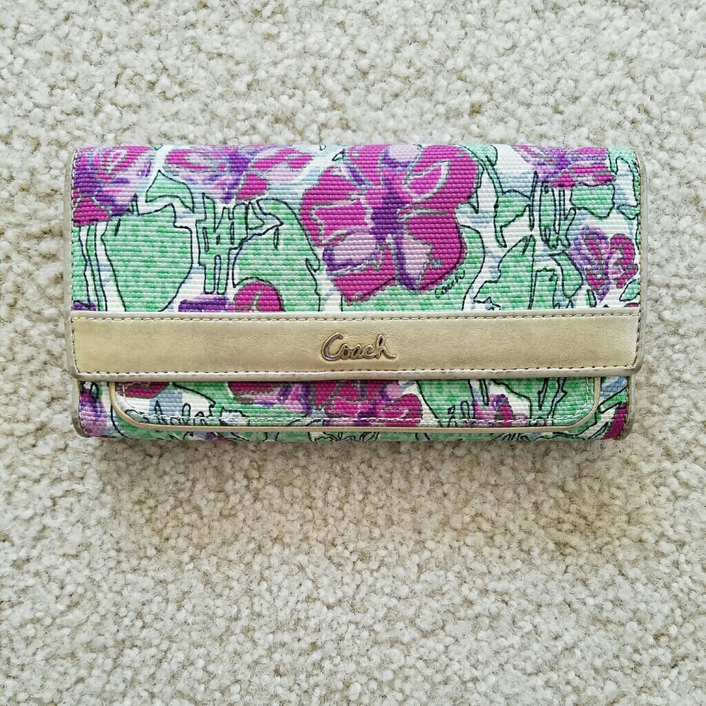 Coach wallet