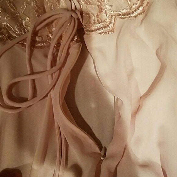 Formal or Prom dress. - Picture 5 of 8