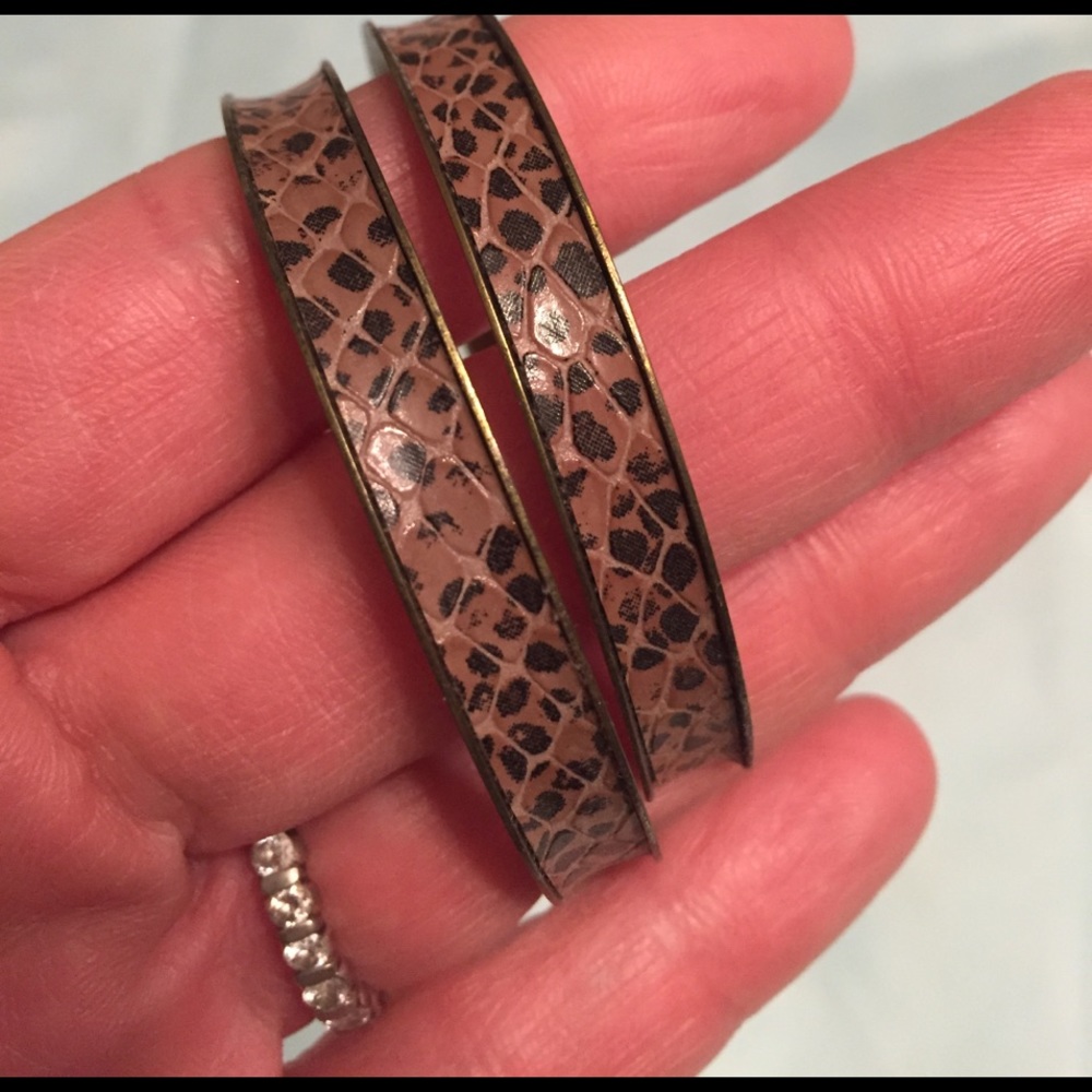 Buckle earrings