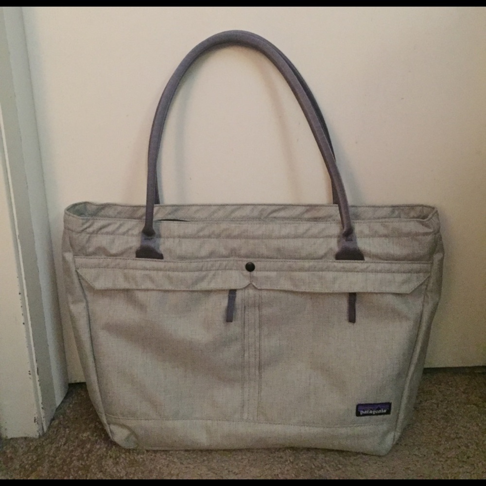 Patagonia transport tote