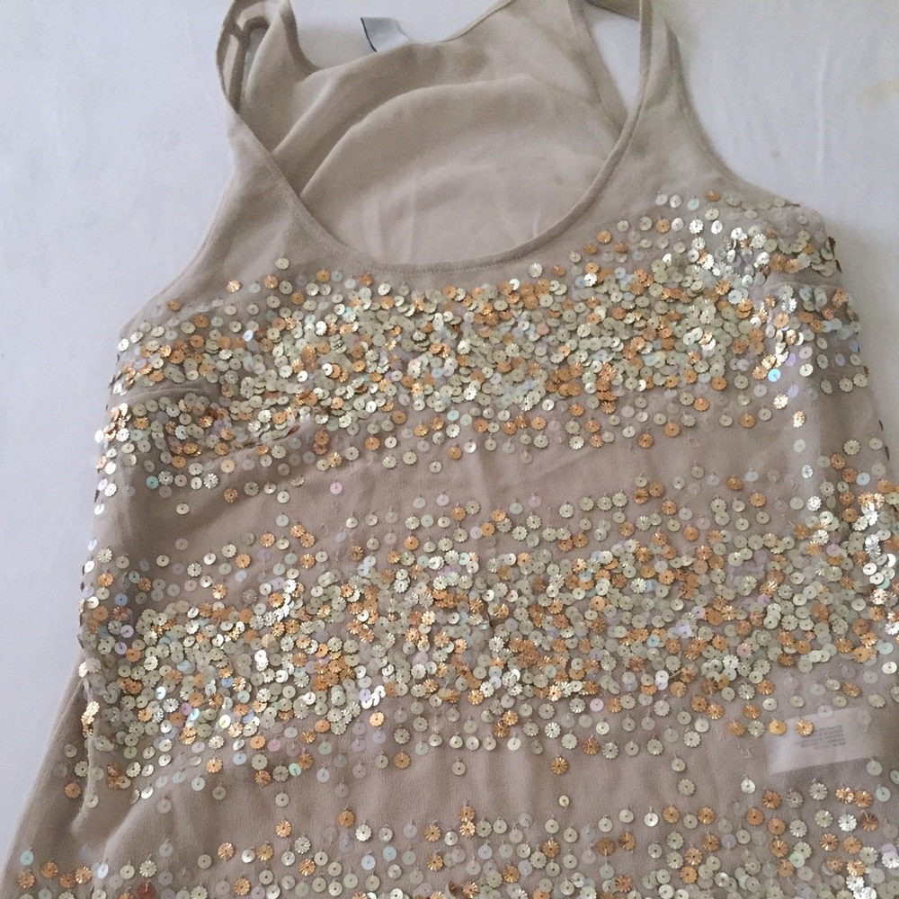 Beautiful top NWT