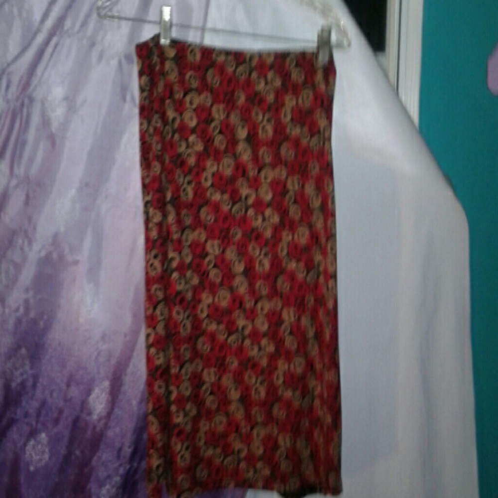 Beautiful  red,gold and black skirt
