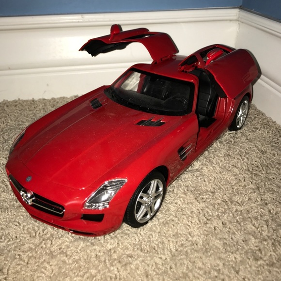Toy Mercedes sls AMG - Picture 5 of 5