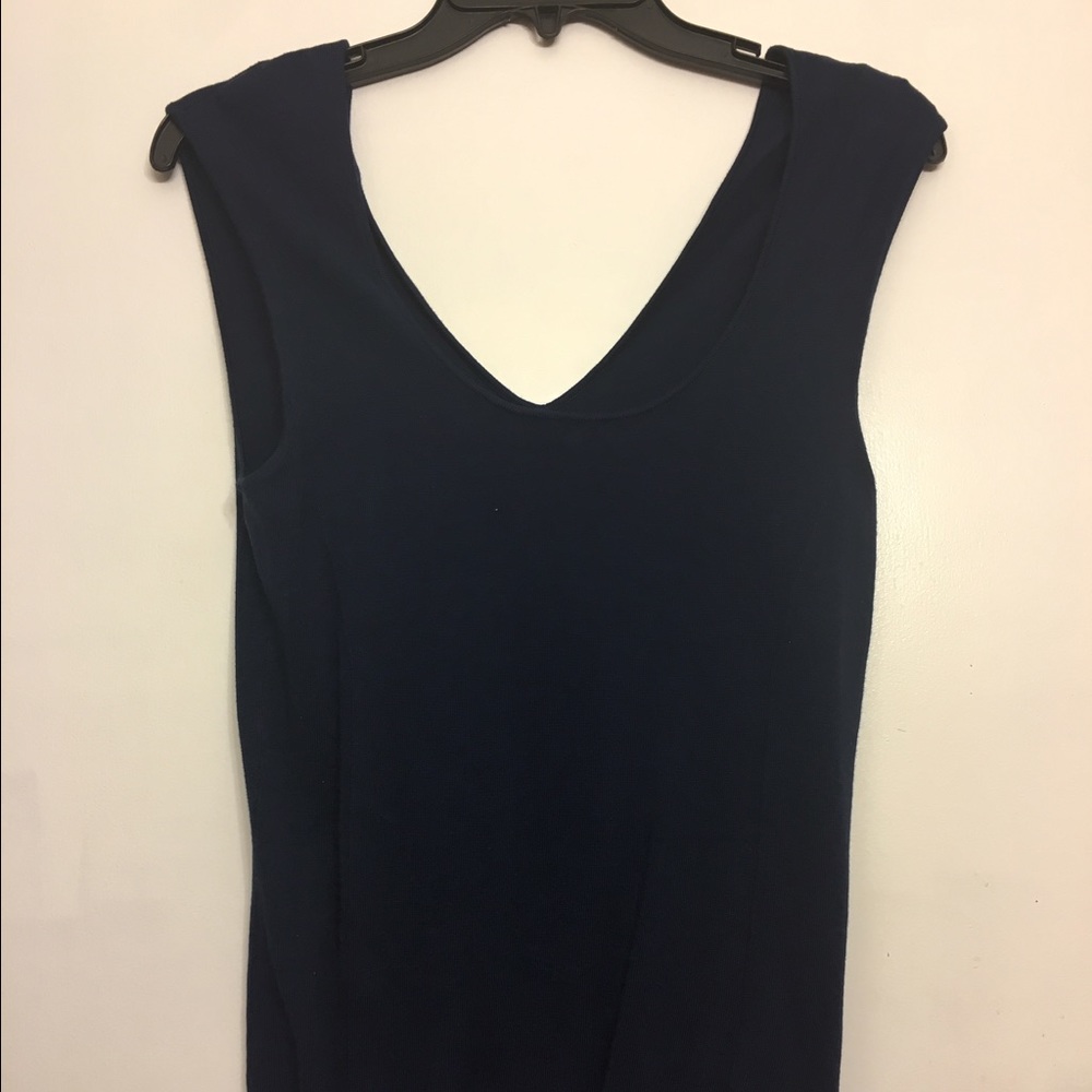 The Limited Navy Blue sleeveless sweater tank M
