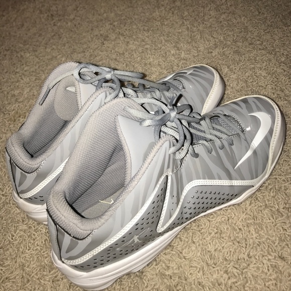 Nike baseball cleats - Picture 2 of 3