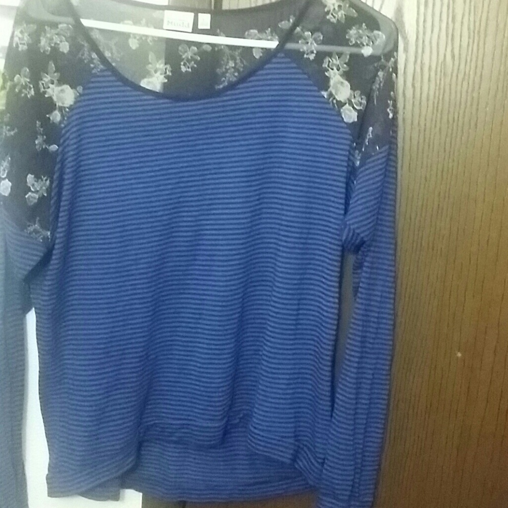 Shirt - Picture 2 of 2