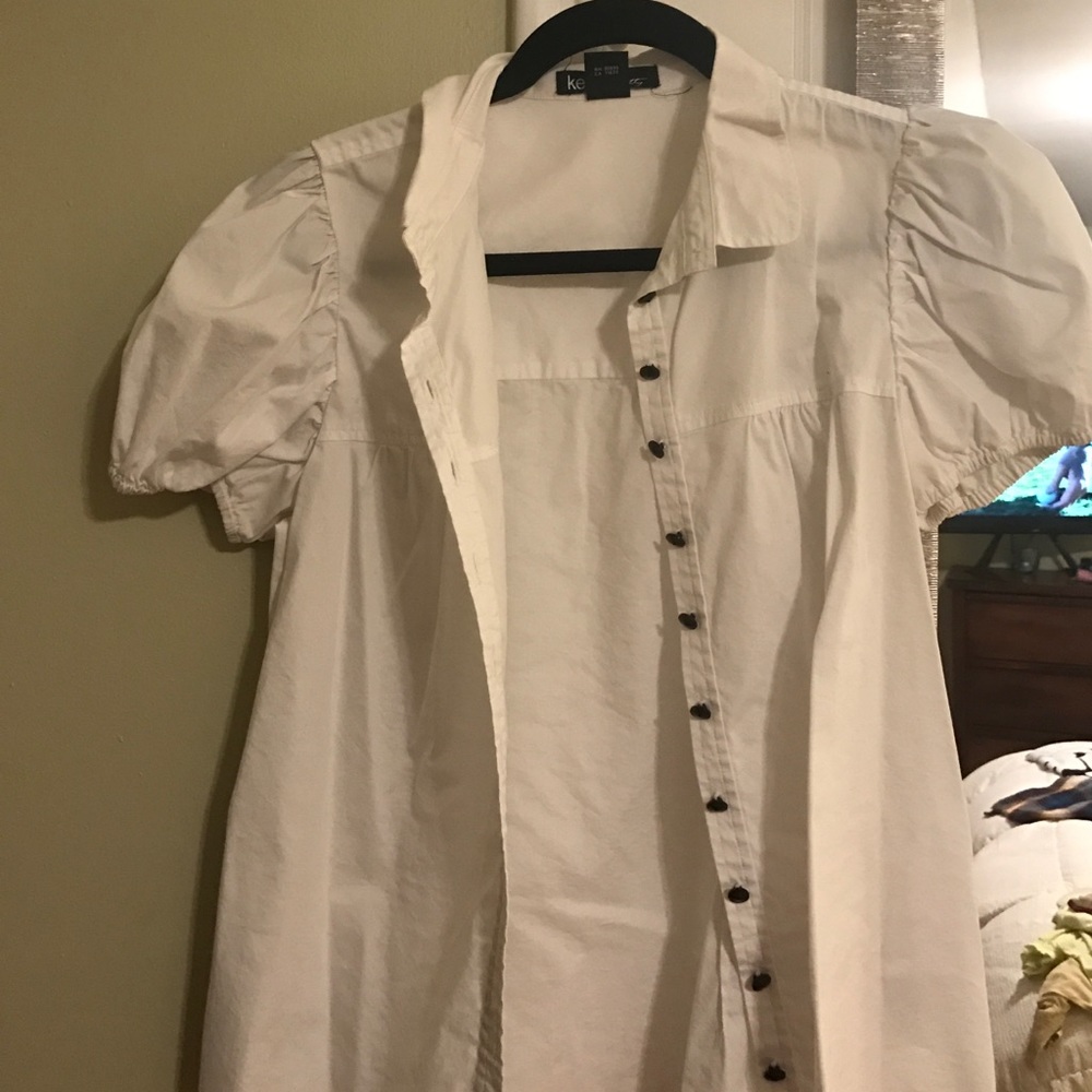 White collar shirt