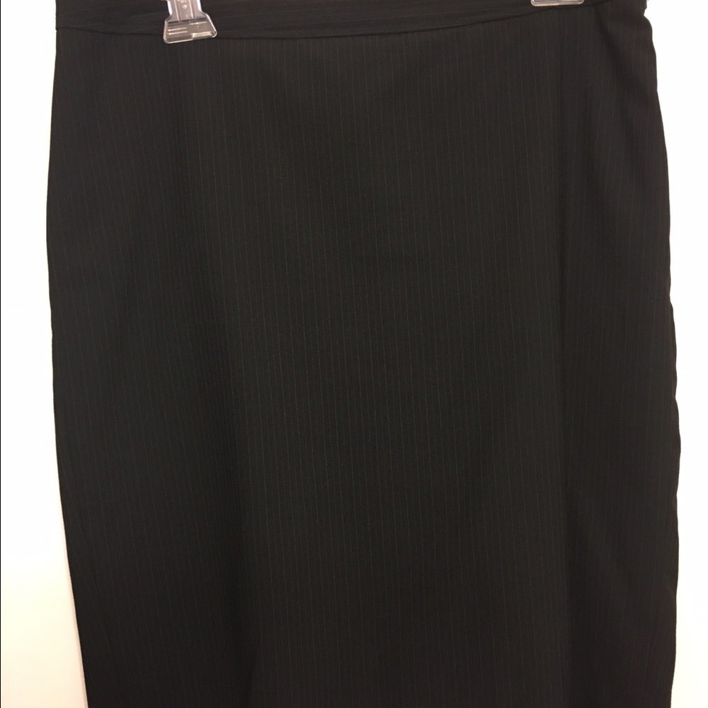 The Limited pinstriped highwaisted pencil skirt 10