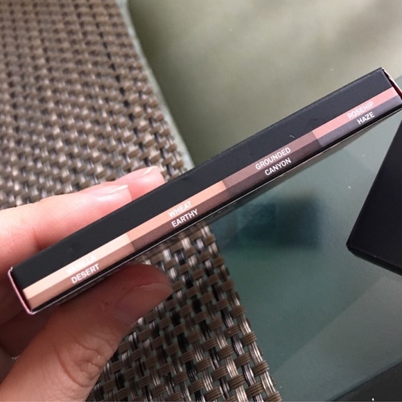 Smashbox mini  eyeshadow  beige palette - Picture 4 of 4