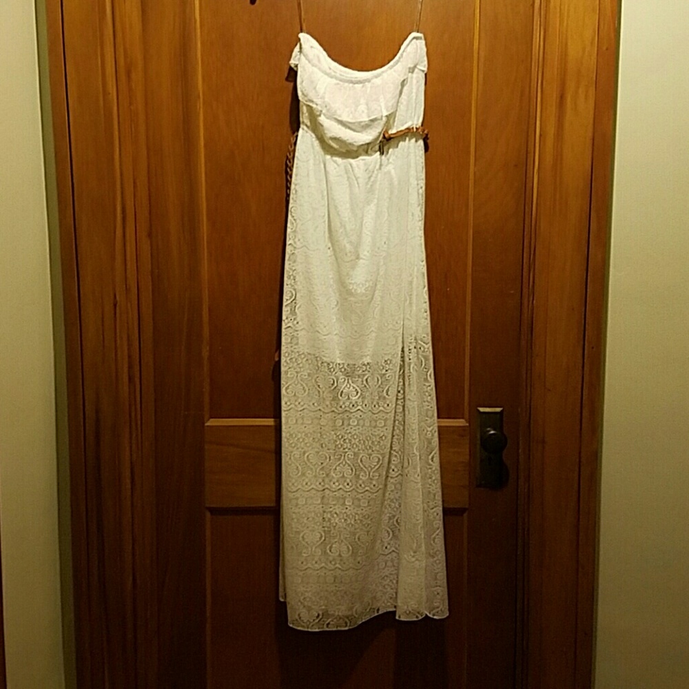 Lace Strapless Maxi Dress