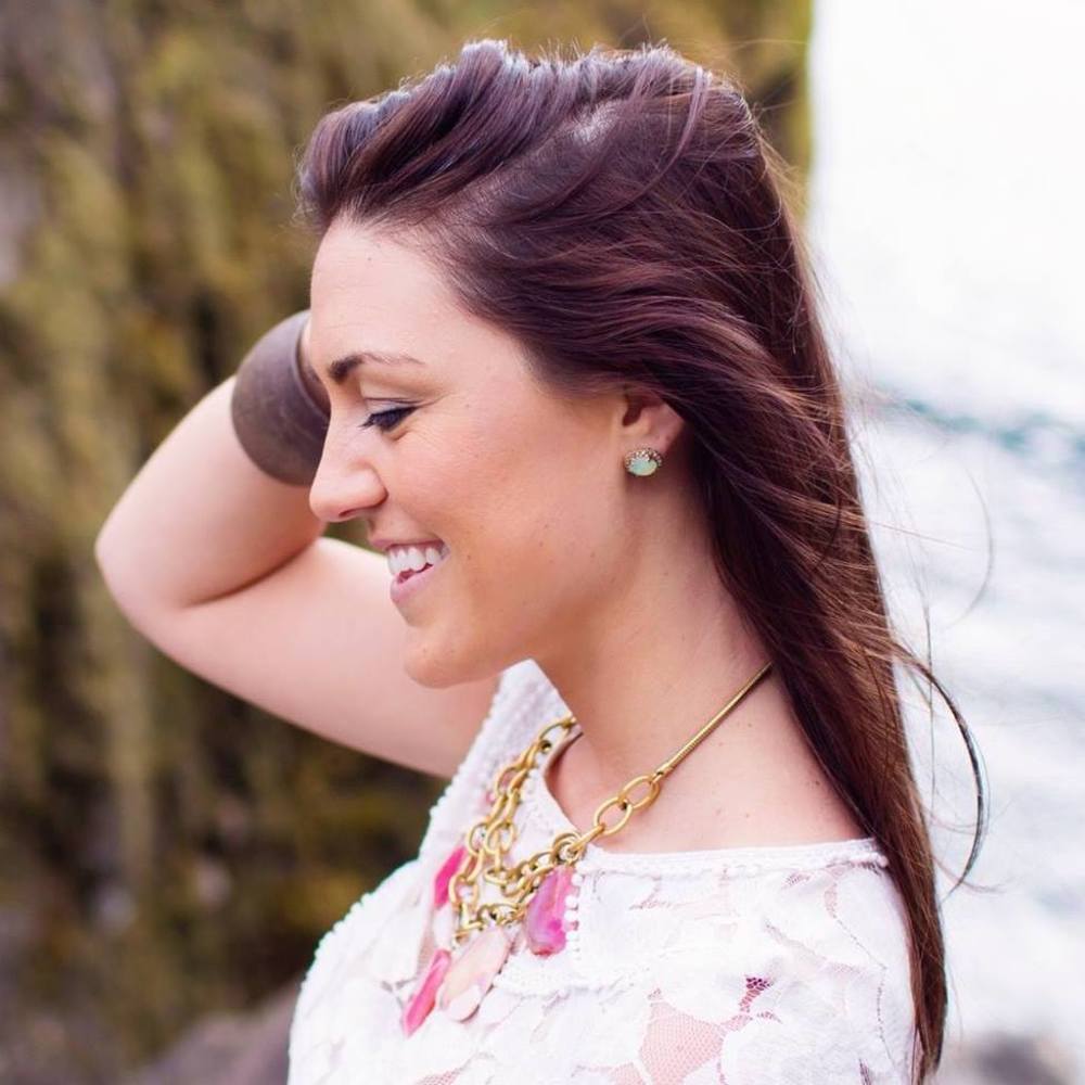 Meet your Posher, Nicole