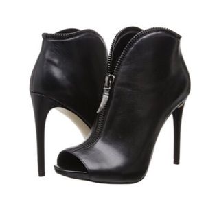 Guess "Conroe" Bootie