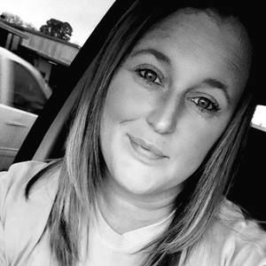 Meet your Posher, Candace