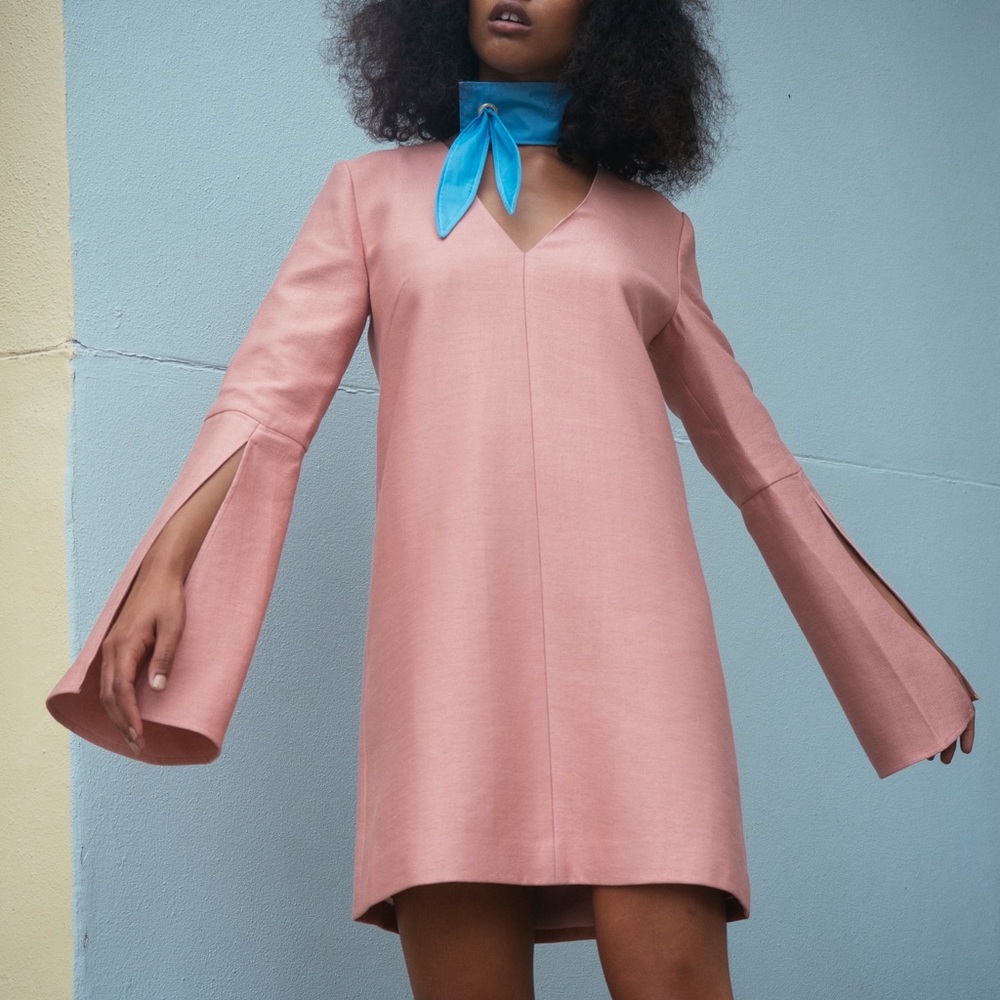 FINAL CHANCE! C/MEO Bell Sleeve Shift Dress