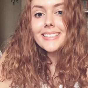 Meet your Posher, Tia