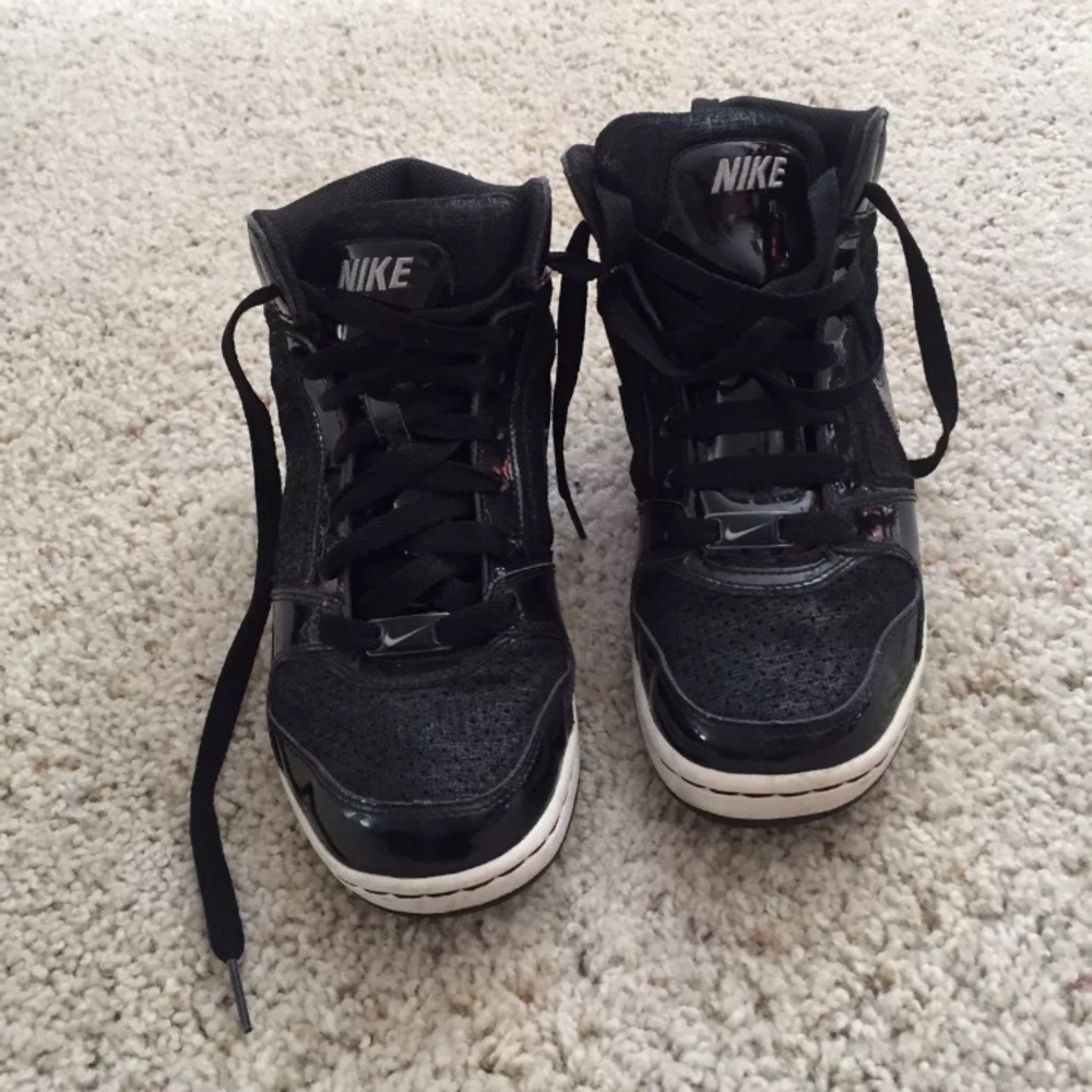 NIKE AIR ALL BLACK HIGHTOPS