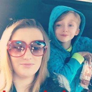 Meet your Posher, Kenz