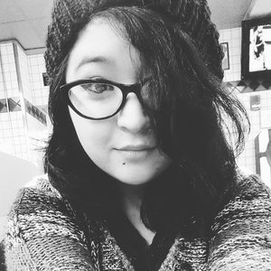 Meet your Posher, Evelyn