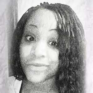 Meet your Posher, Whitney