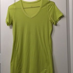 LuluLemon T-Shirt ‼️