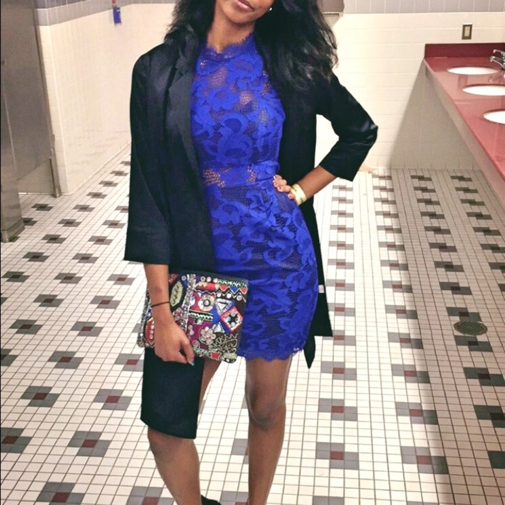 ✨ON SALE✨ Lace blue dress