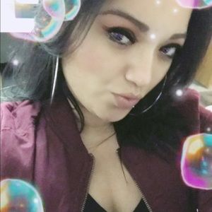 Meet your Posher, Araceli