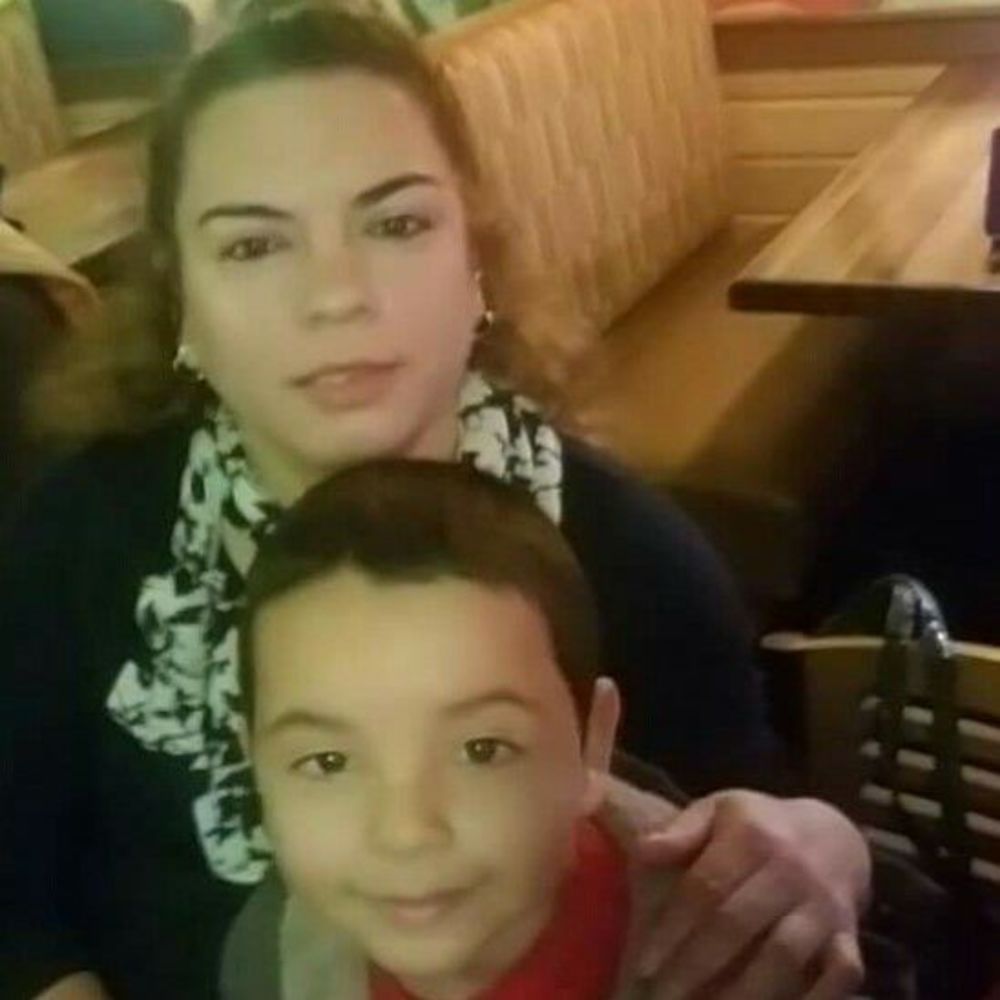 Meet your Posher, Anilu