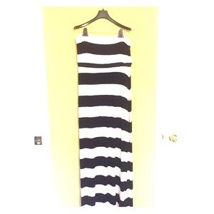 Black and white strapless maxi dress