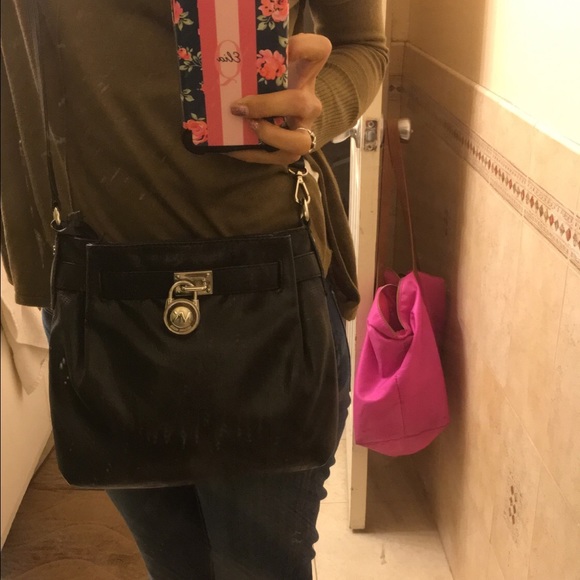 MK crossbody - Picture 2 of 4