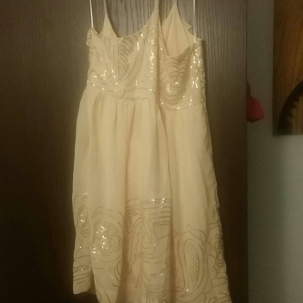 Dress - Picture 2 of 2