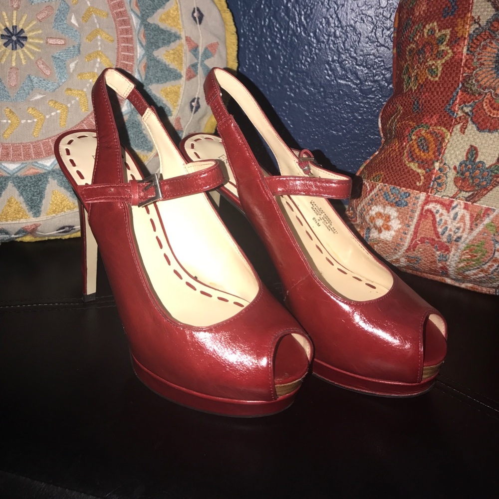 Enzo Angiolini Heels Style: Eafarre