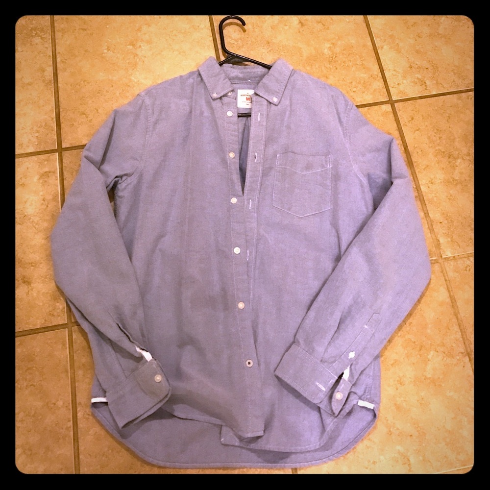 Gap medium button up